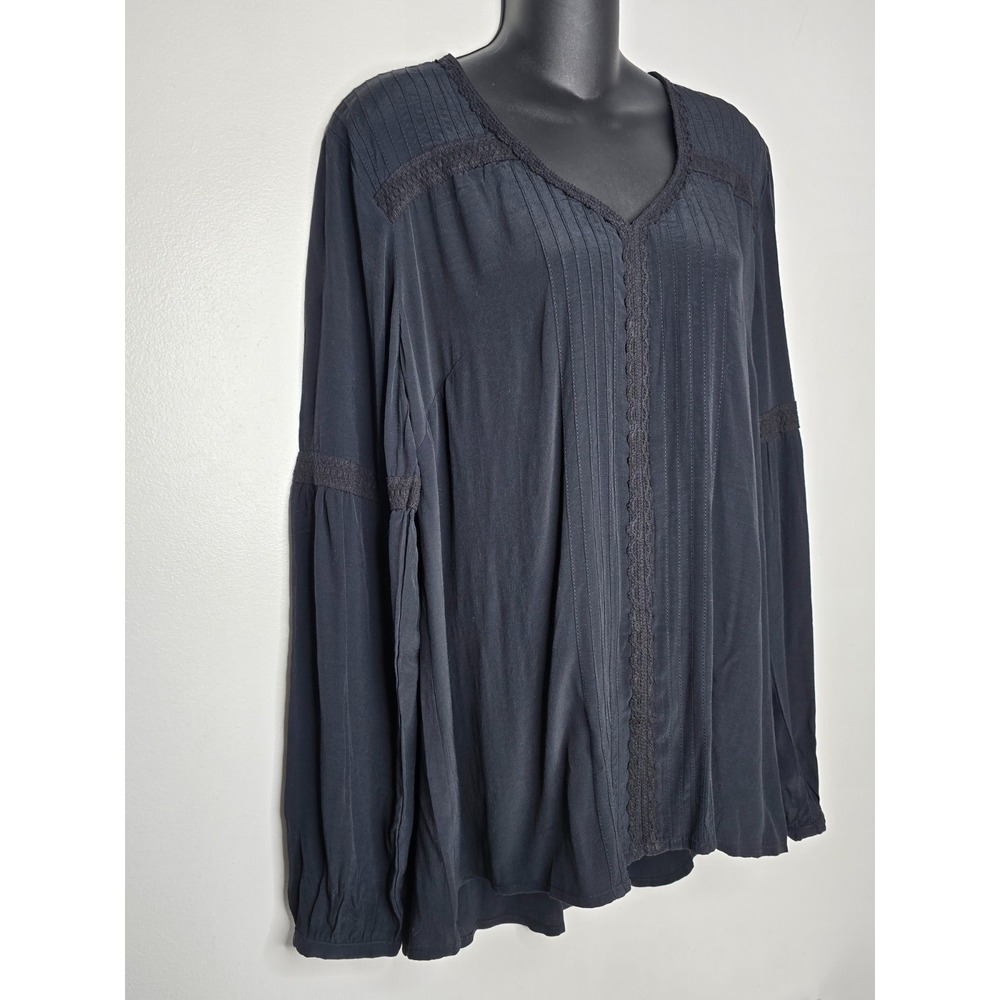 2 LOGO Lori Goldstein Blouse Top Lot Womens Medium Black Lavender Button Pleated - Picture 5 of 15
